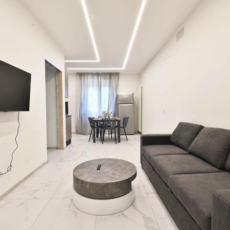Appartamento Delfino Rimini Buitenkant foto